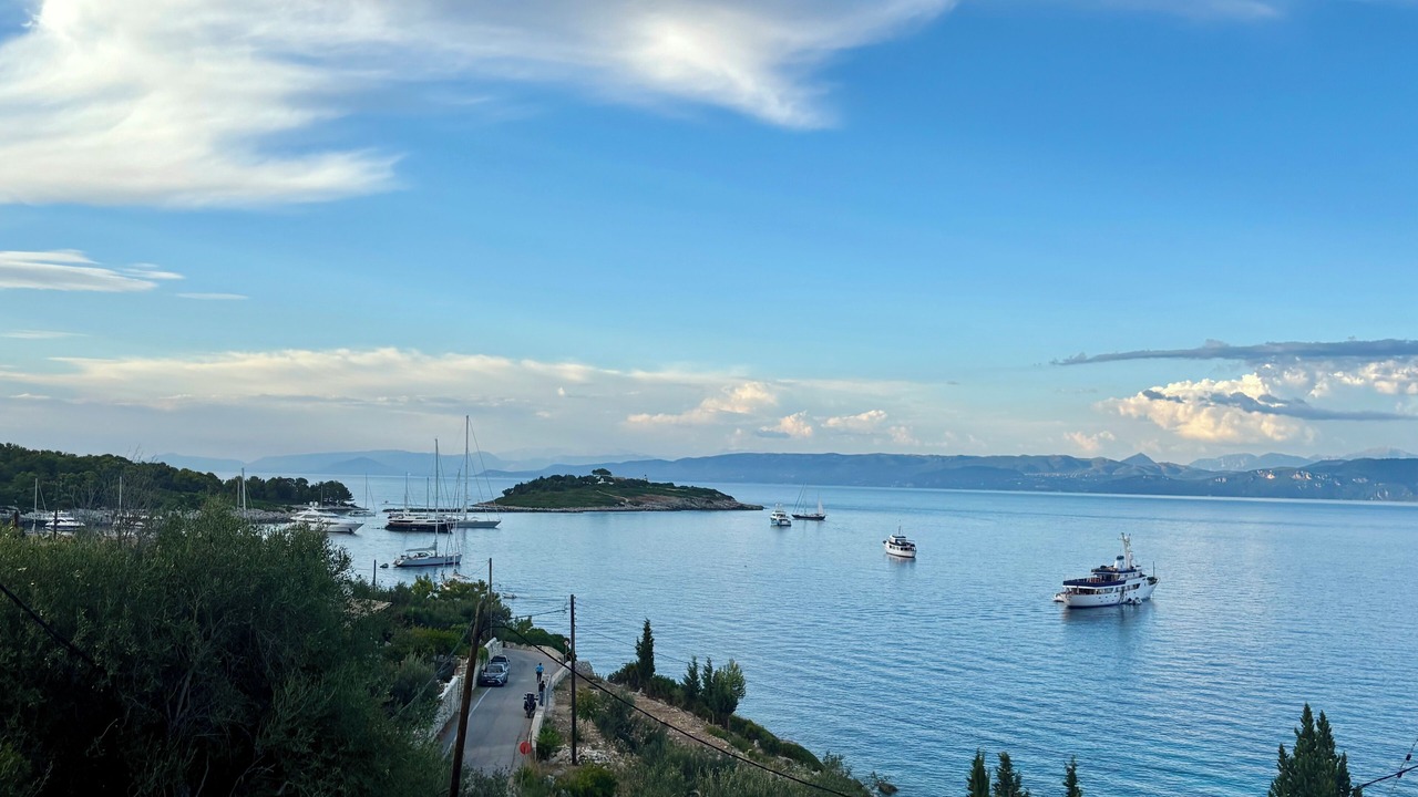 Photo of Others in Gaios