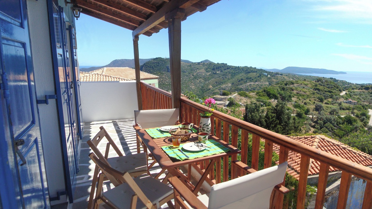 Photo of Bedroom in Alonnisos Old Town