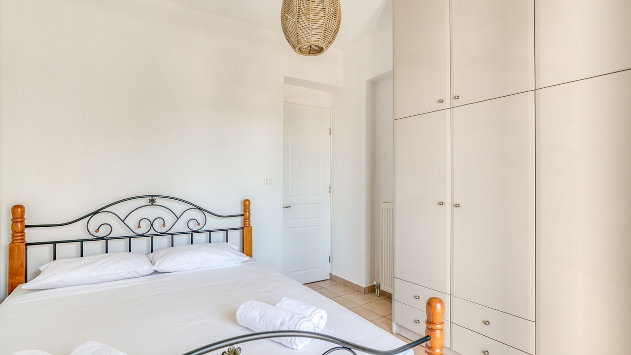 Photo of Bedroom in Aliki