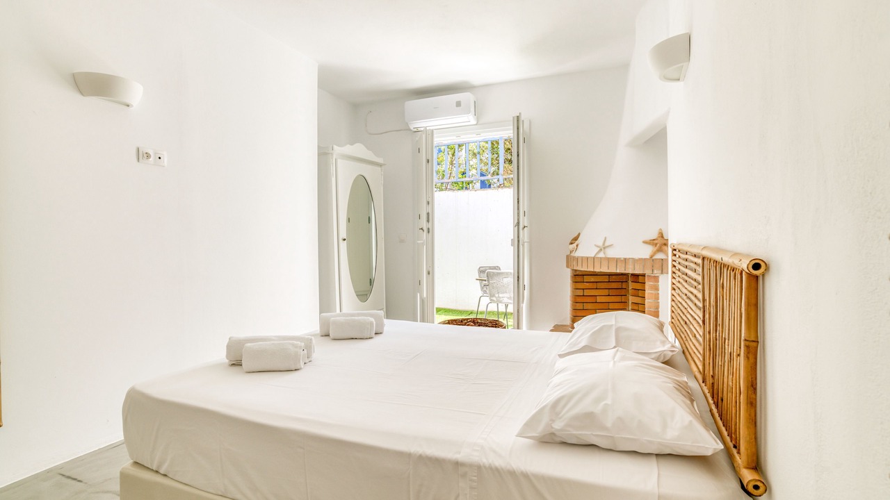 Photo of Bedroom in Aliki