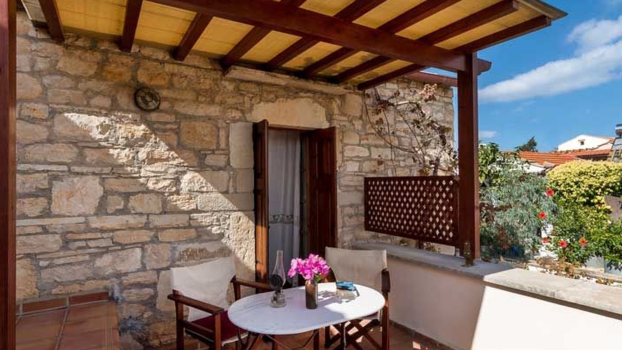Photo of Outdoor in Douliana