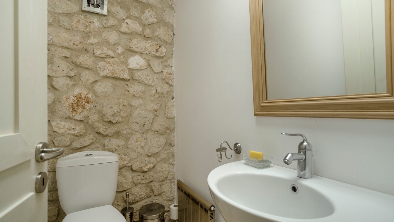Photo of Bathroom in Tsoukaladhes