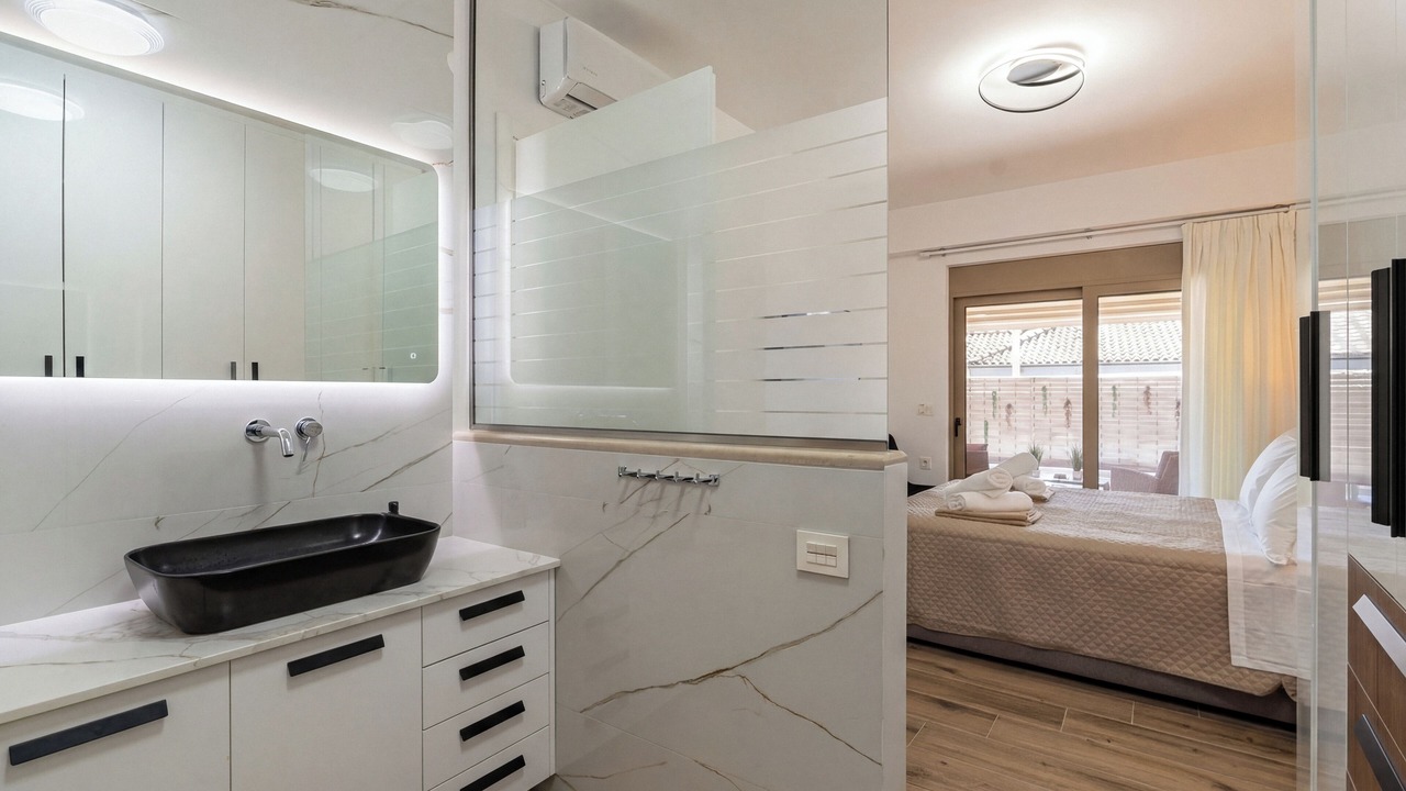 Photo of Bathroom in Perigiali