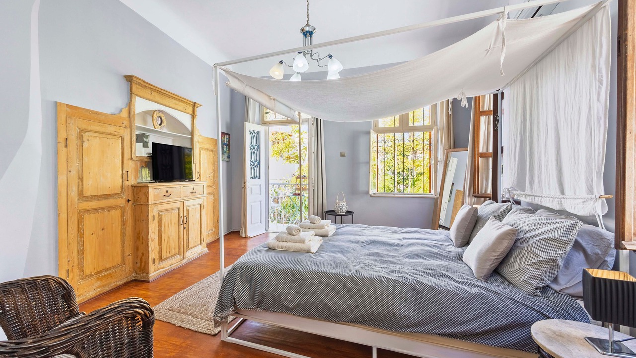 Photo of Bedroom in Rhodes Old Town