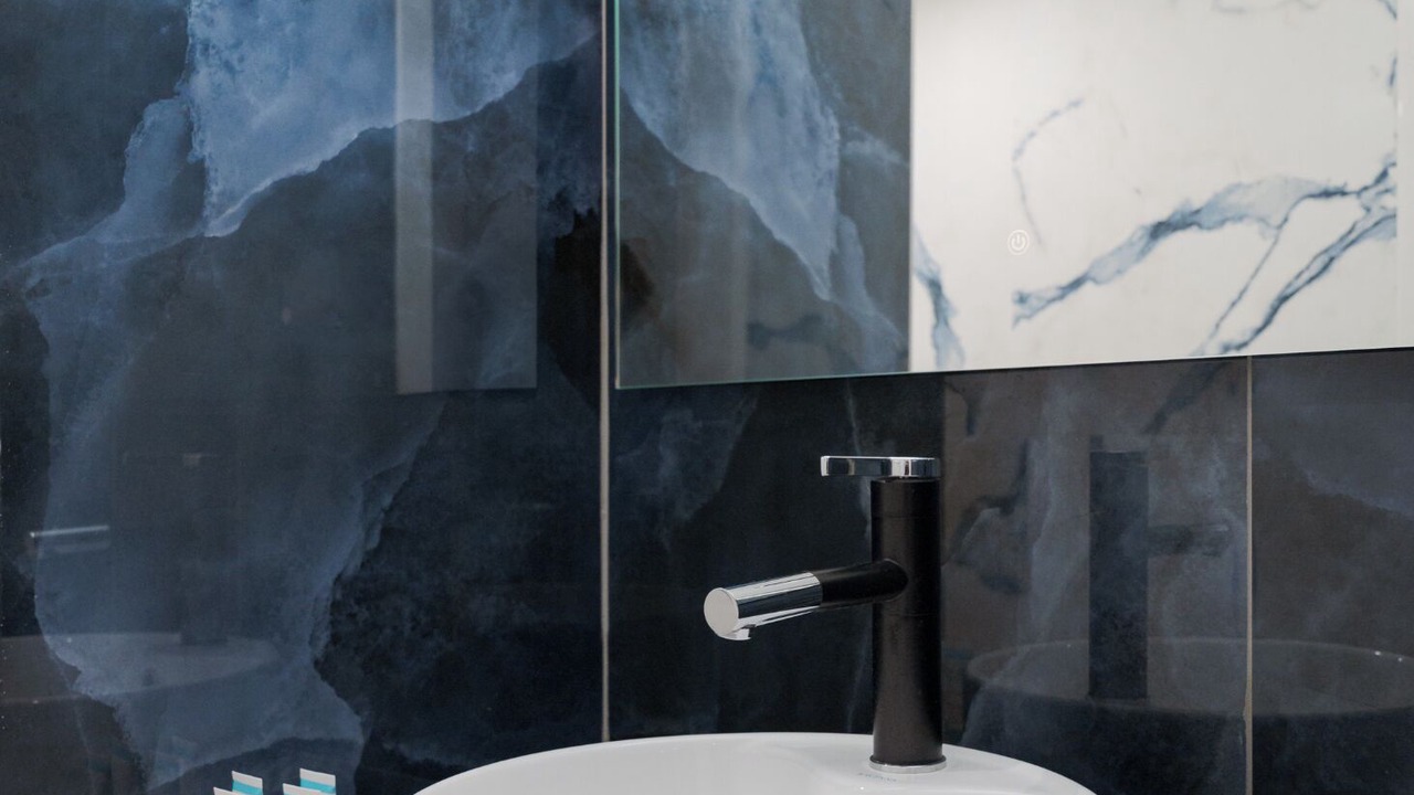 Photo of Bathroom in Mets