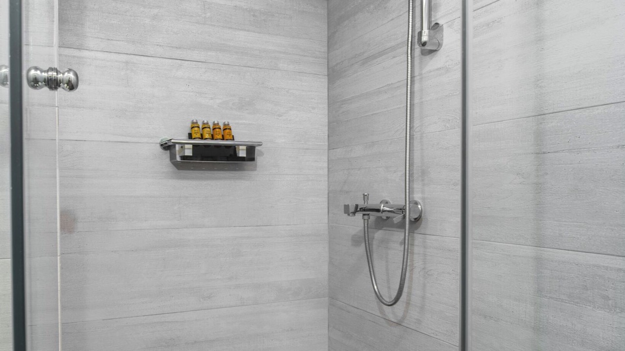 Photo of Bathroom in Makrigianni