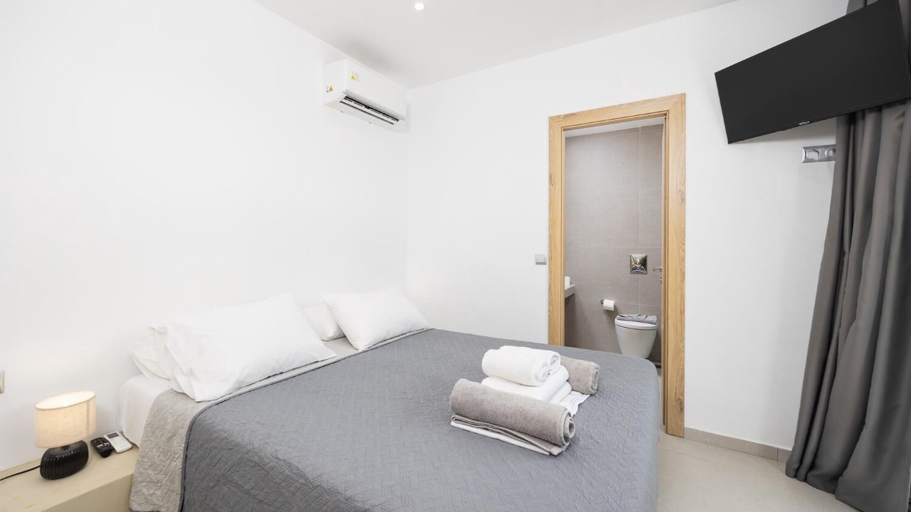 Photo of Bathroom in Petaloudes