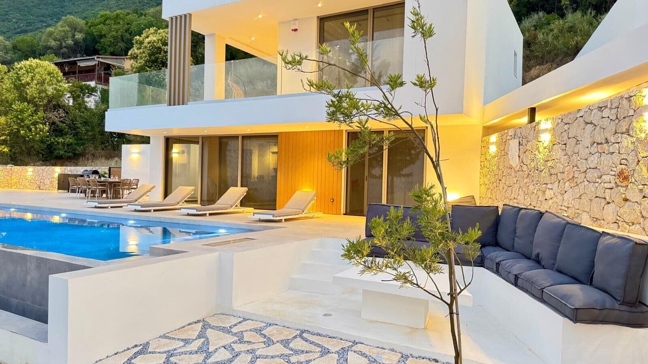 Photo of Outdoor in Ellomenos