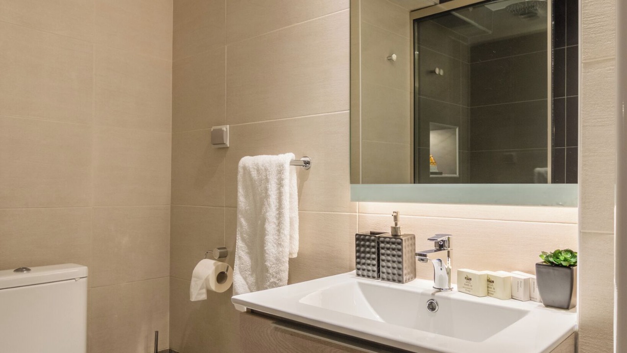 Photo of Bathroom in Koukaki