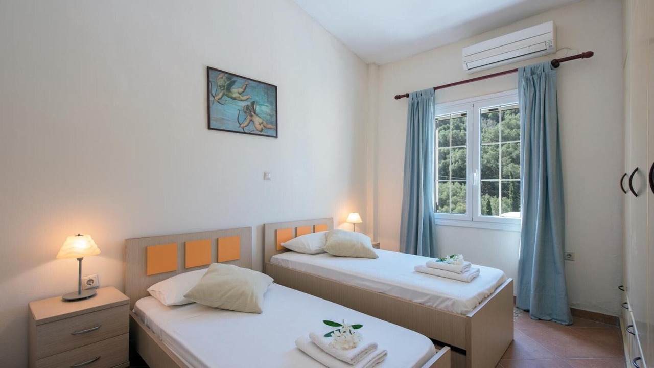 Photo of Bedroom in Doukades