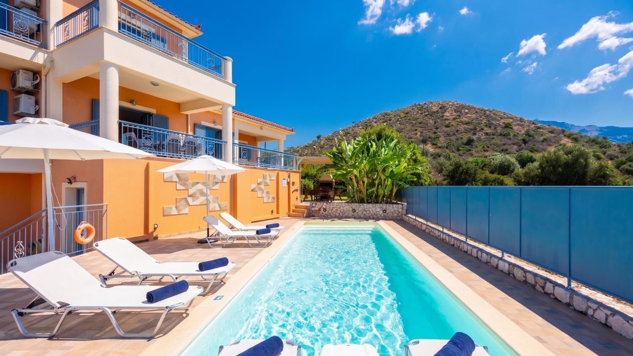 Photo of Outdoor in Karavados
