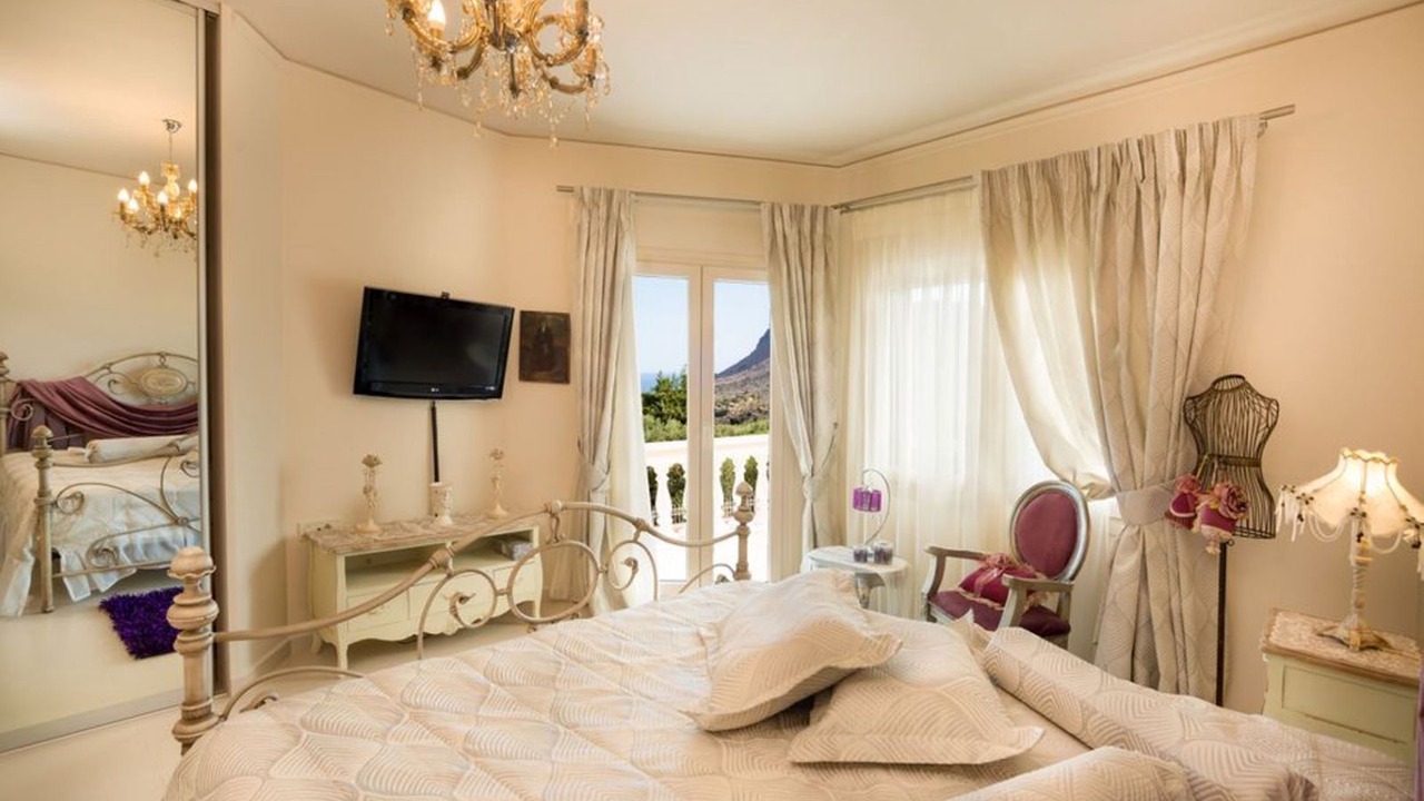 Photo of Bedroom in Gouvai