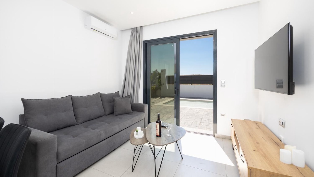 Photo of Bedroom in Petaloudes