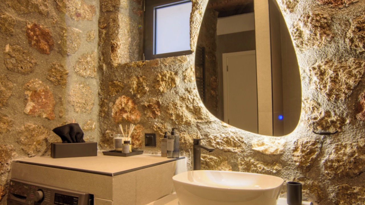Photo of Bathroom in Mesaia Trikala