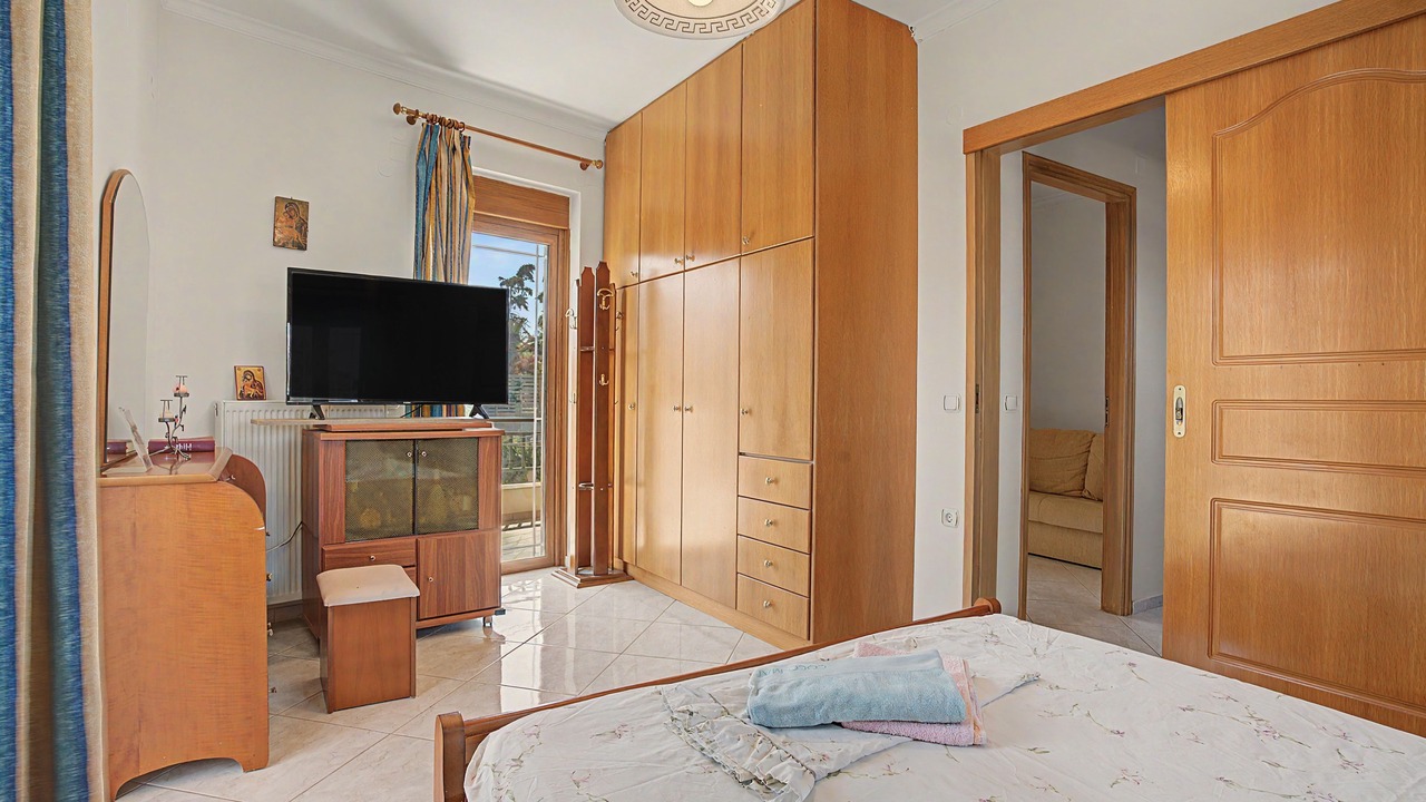 Photo of Bedroom in Kato Gouves