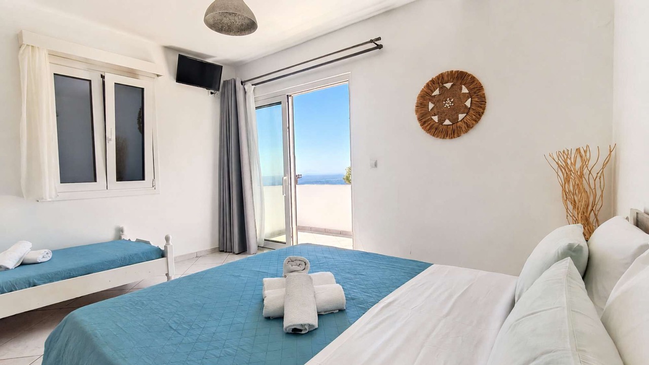 Photo of Bedroom in Megas Gialos