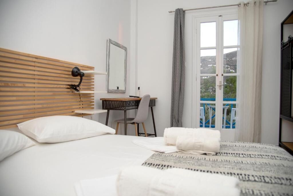 Photo of Bedroom in Kini