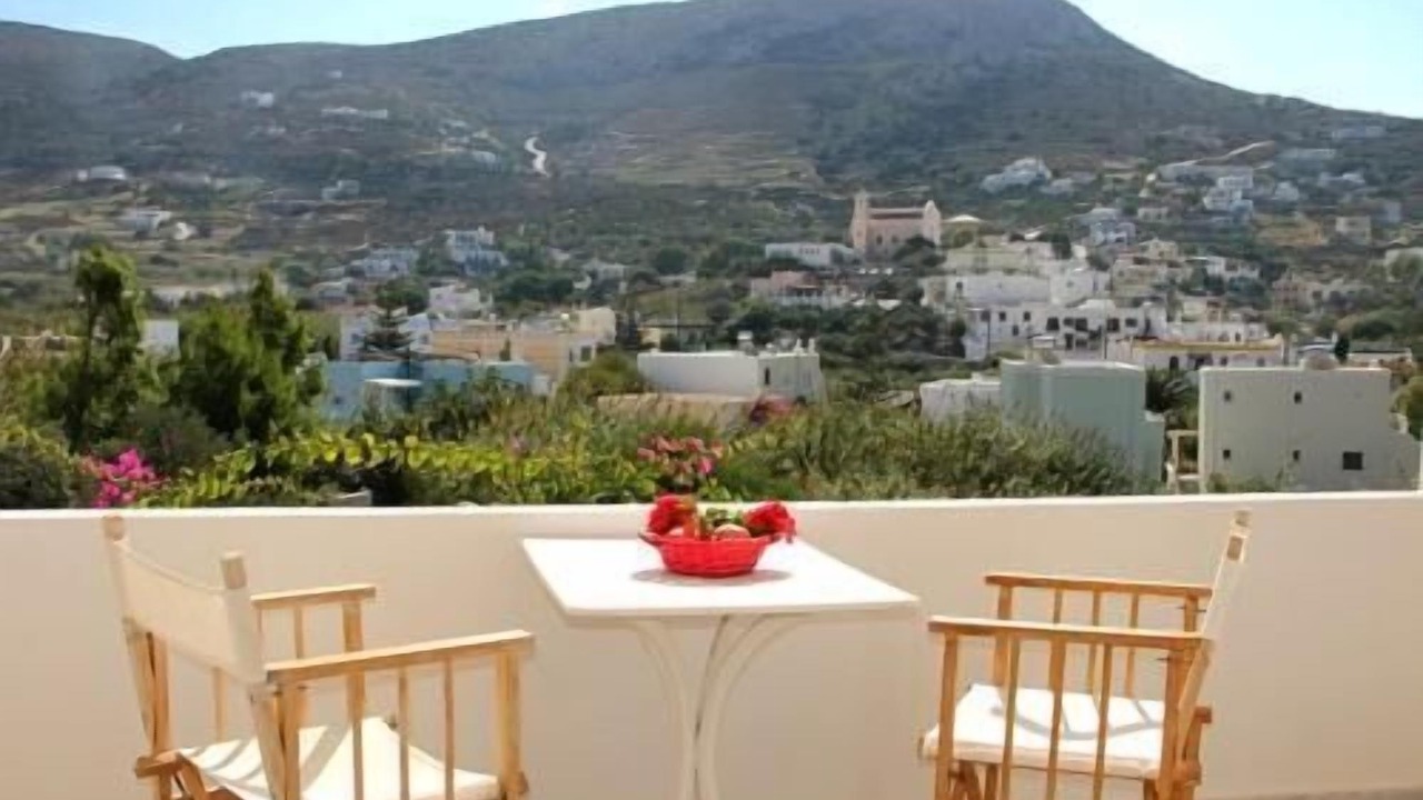 Photo of Outdoor in Kini