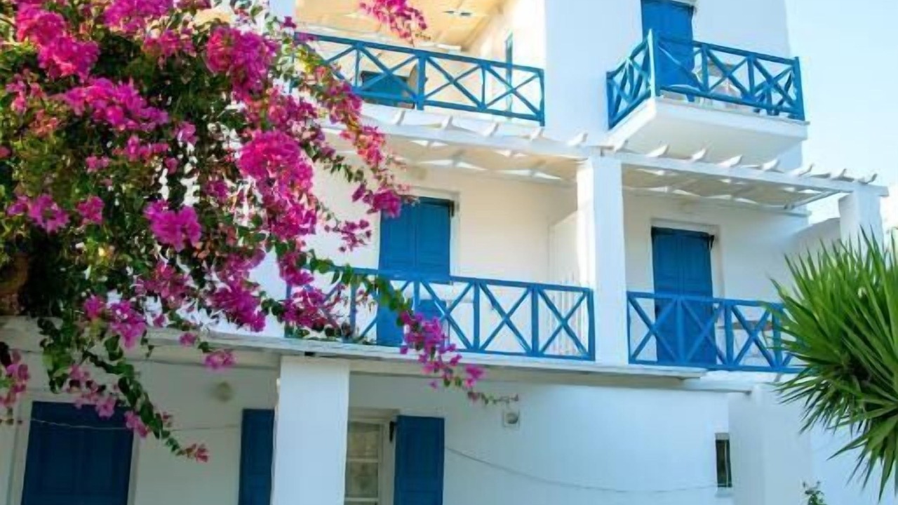 Photo of Outdoor in Kini