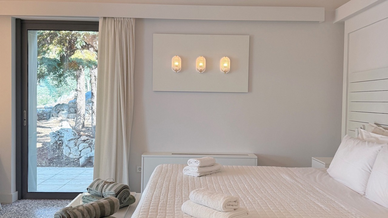 Photo of Bedroom in Evgiros