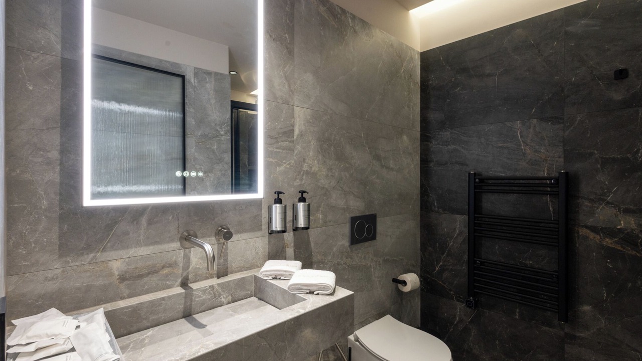 Photo of Bathroom in Psirri