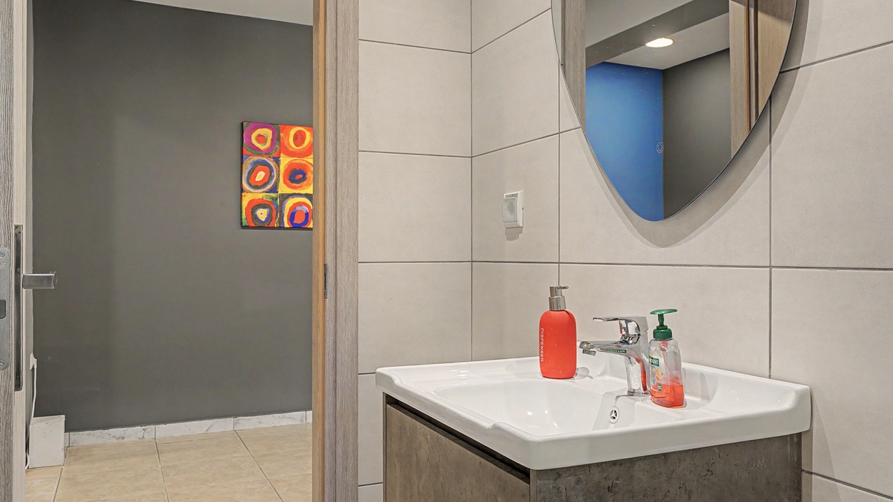 Photo of Bathroom in Rafina