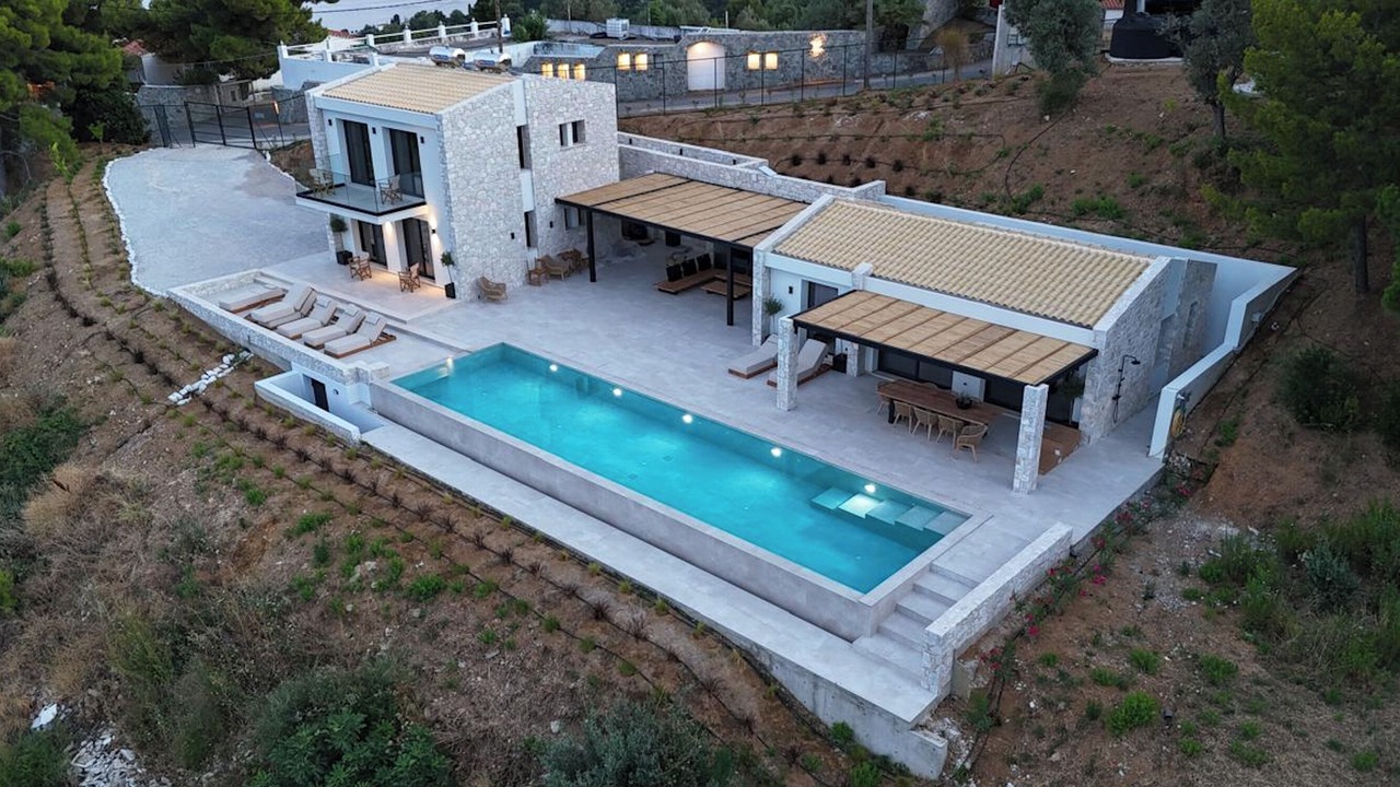 Photo of Outdoor in Katsarou