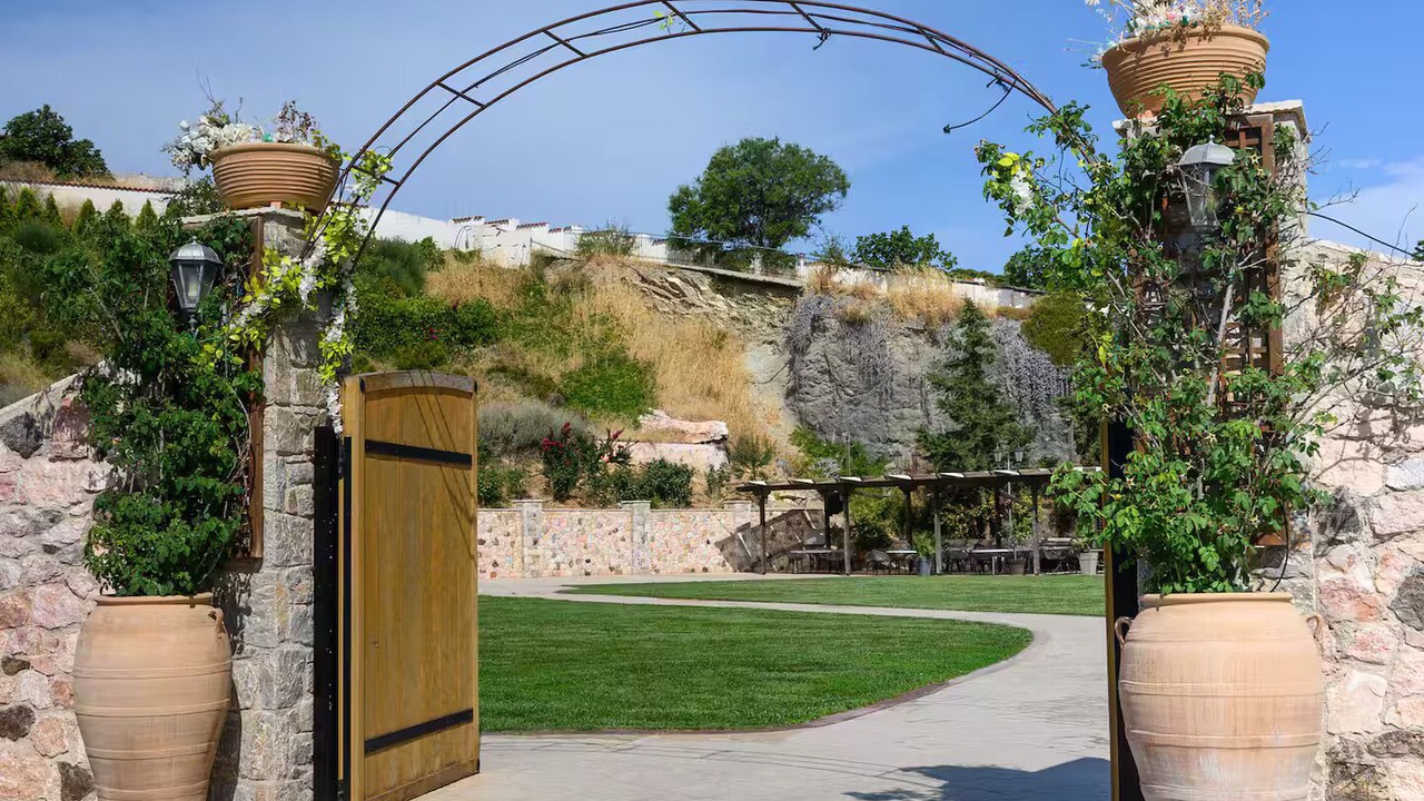 Photo of Outdoor in Kouvaras