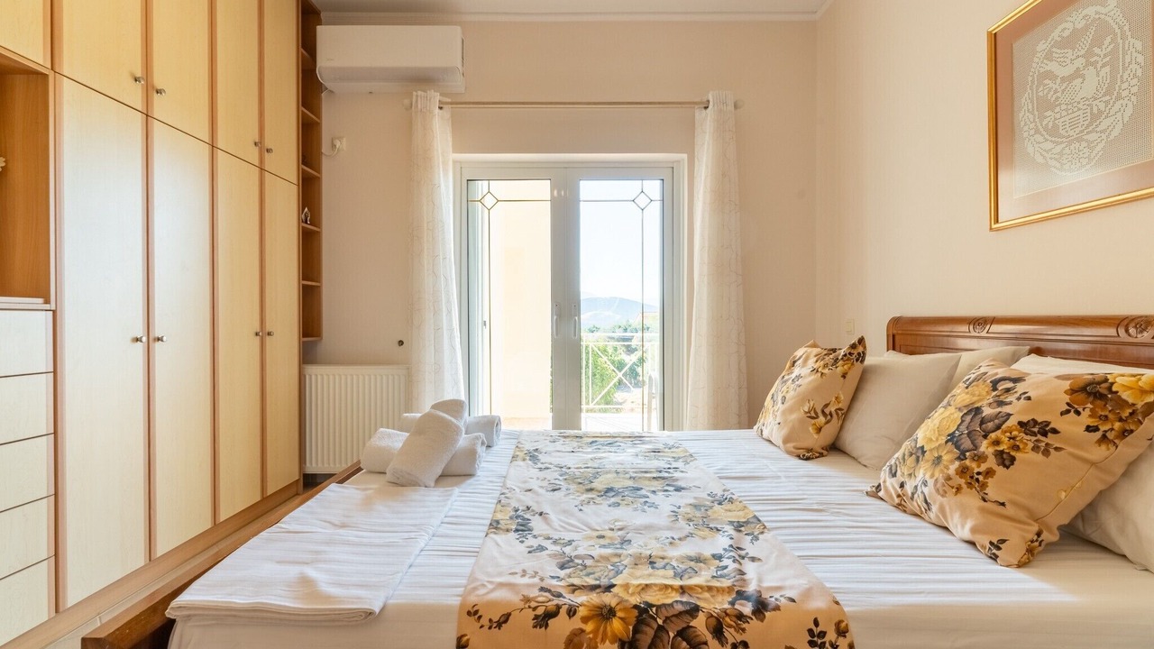 Photo of Bedroom in Saronikos