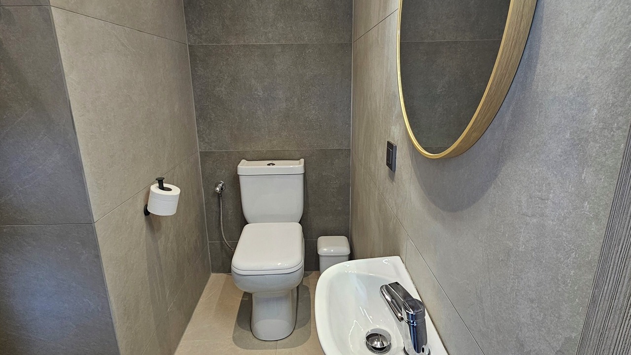 Photo of Bathroom in Alikanas