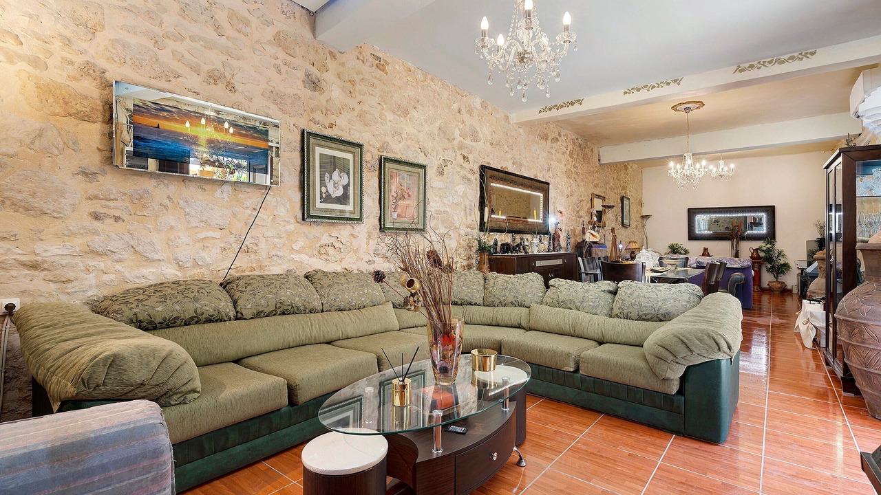 Photo of Livingroom in Krouson
