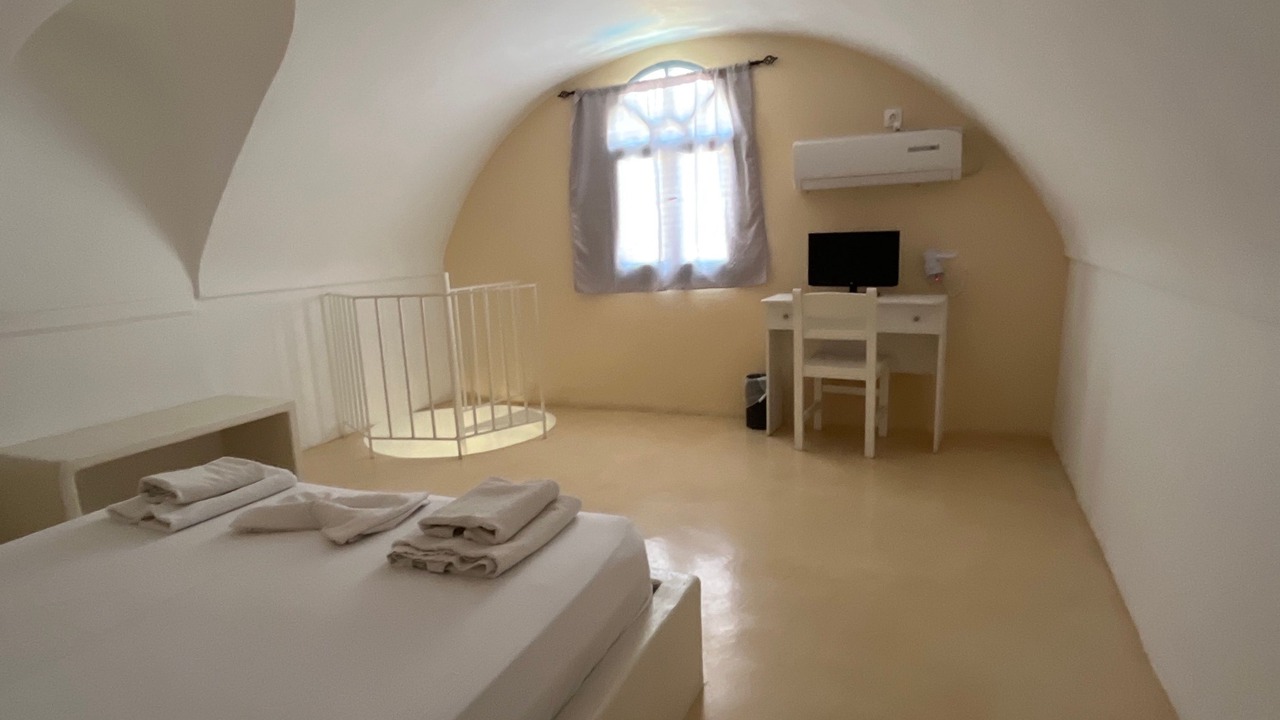 Photo of Bedroom in Emporio