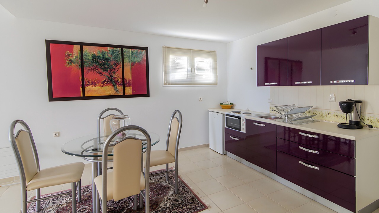 Photo of Kitchen in Aigio