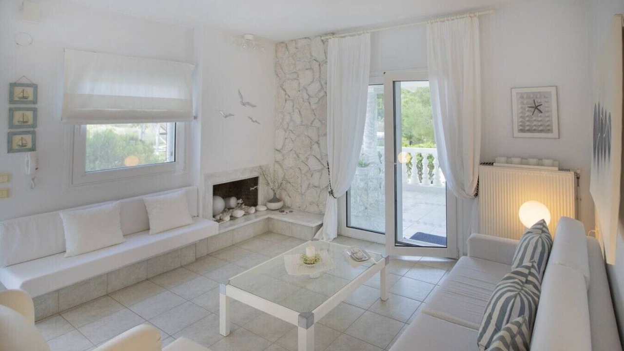 Photo of Livingroom in Sithonia