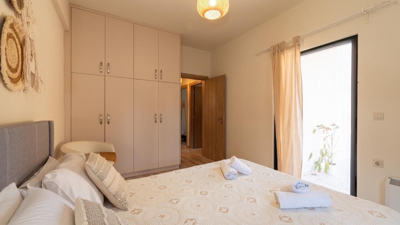 Photo of Bedroom in Vathianos Kampos