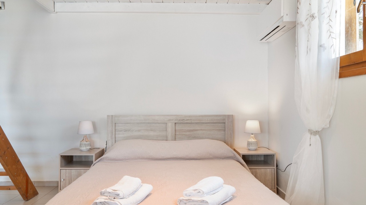 Photo of Bedroom in Mousata