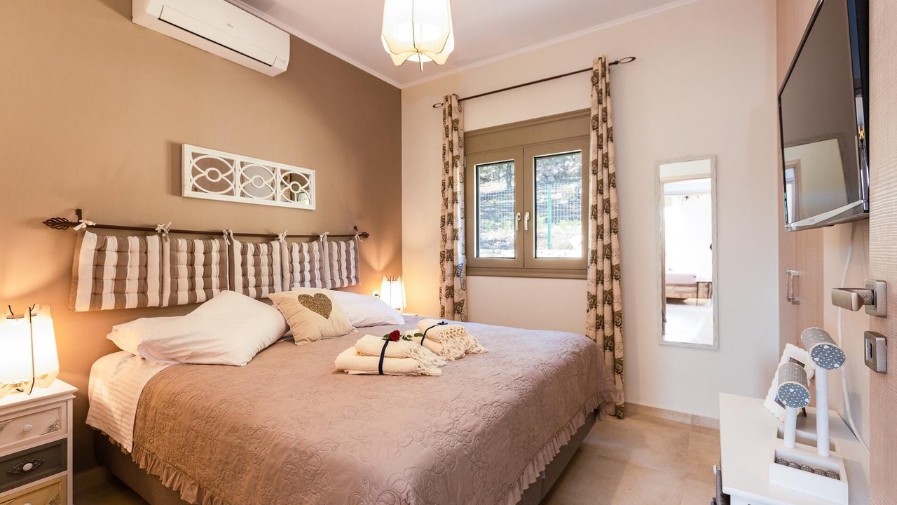 Photo of Bedroom in Monopari