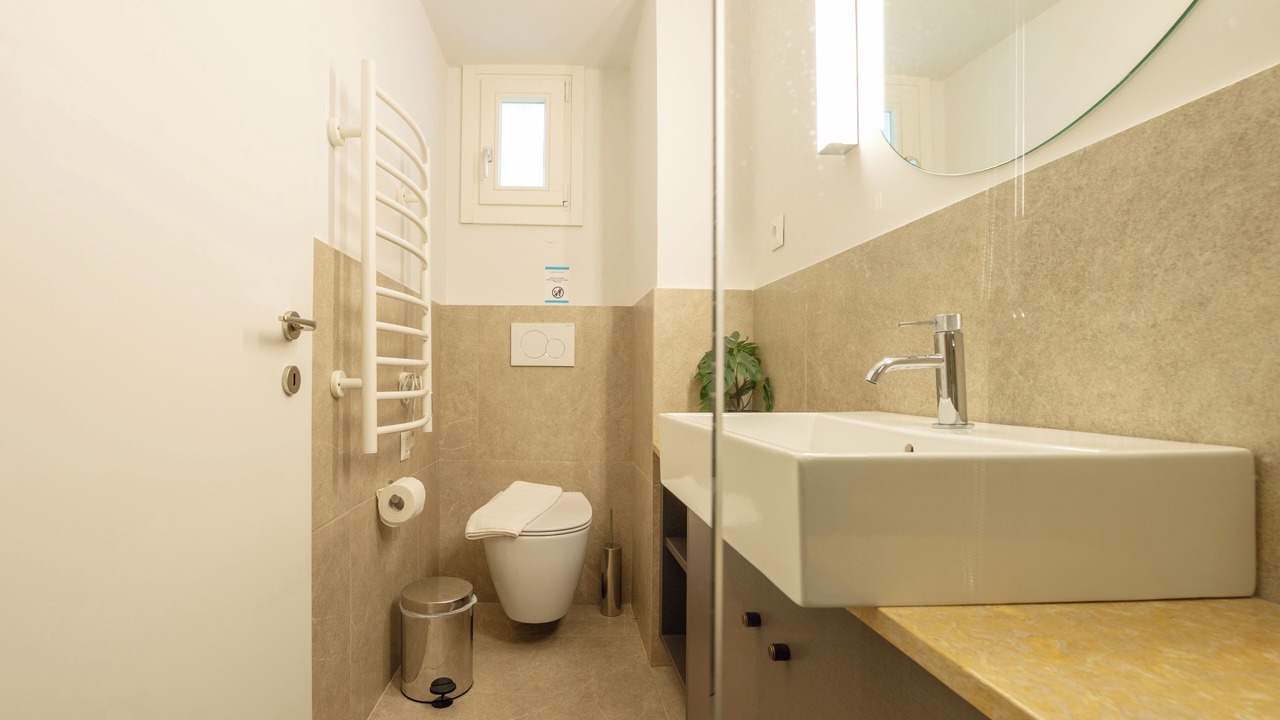 Photo of Bathroom in Plaka