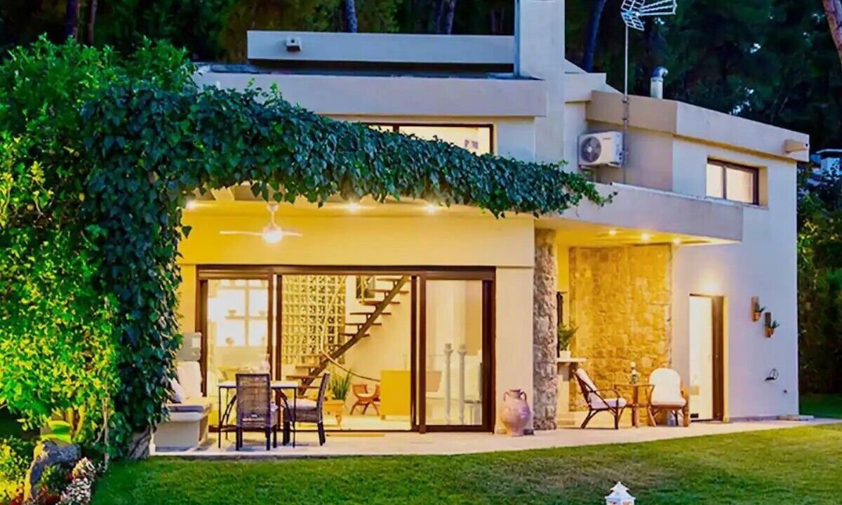 Photo of Outdoor in Sane