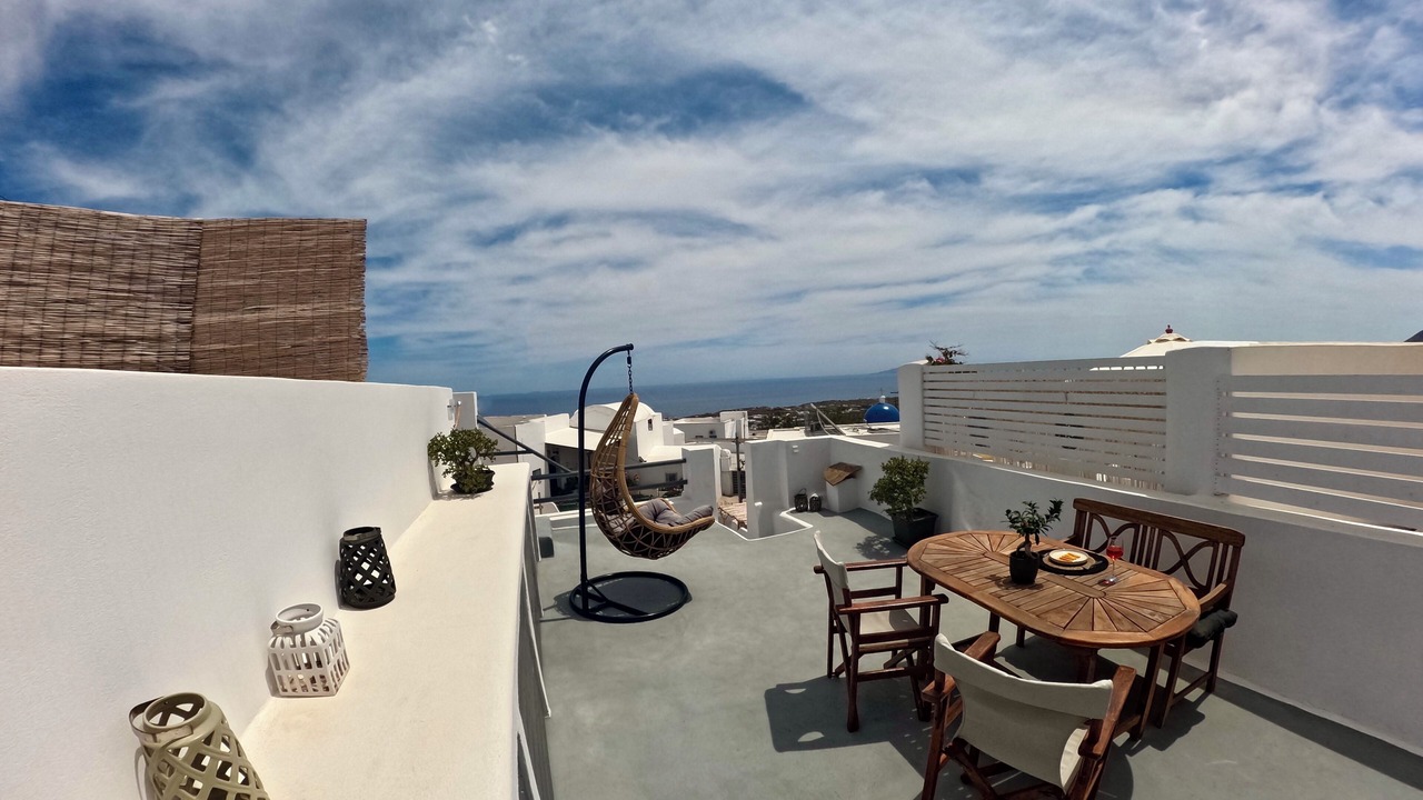 Photo of Outdoor in Fira