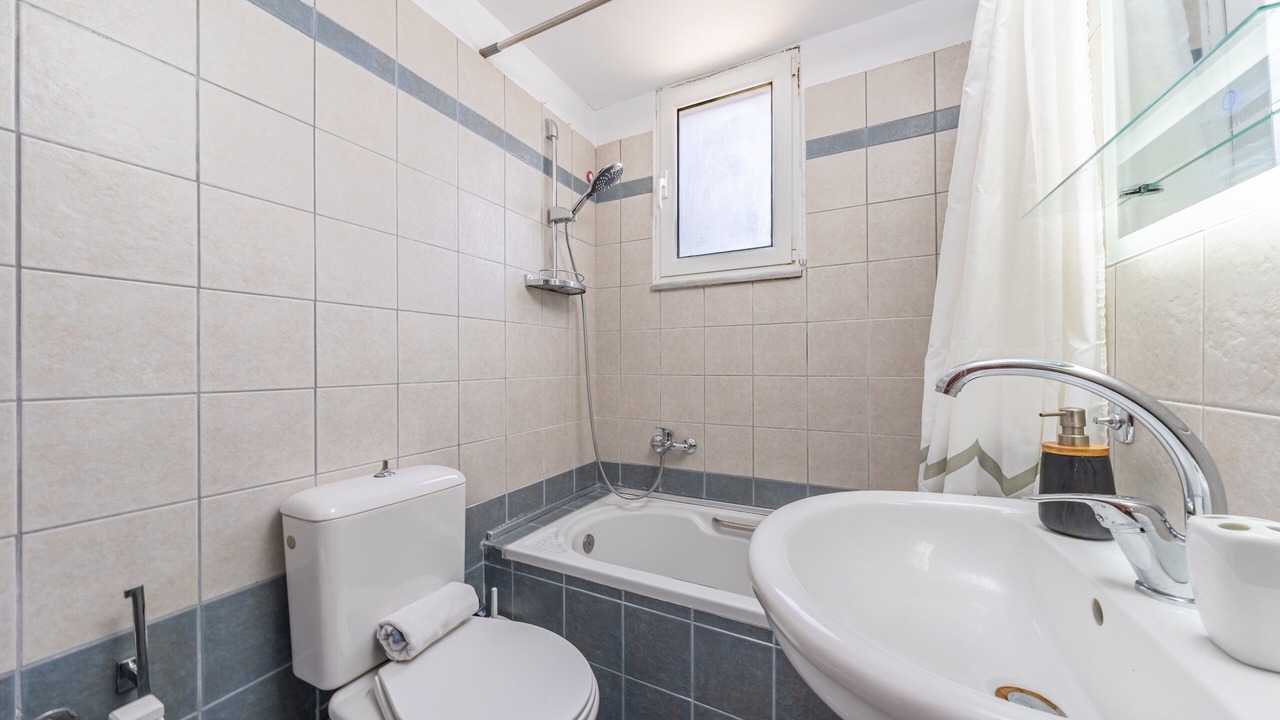 Photo of Bathroom in Lefkimmi