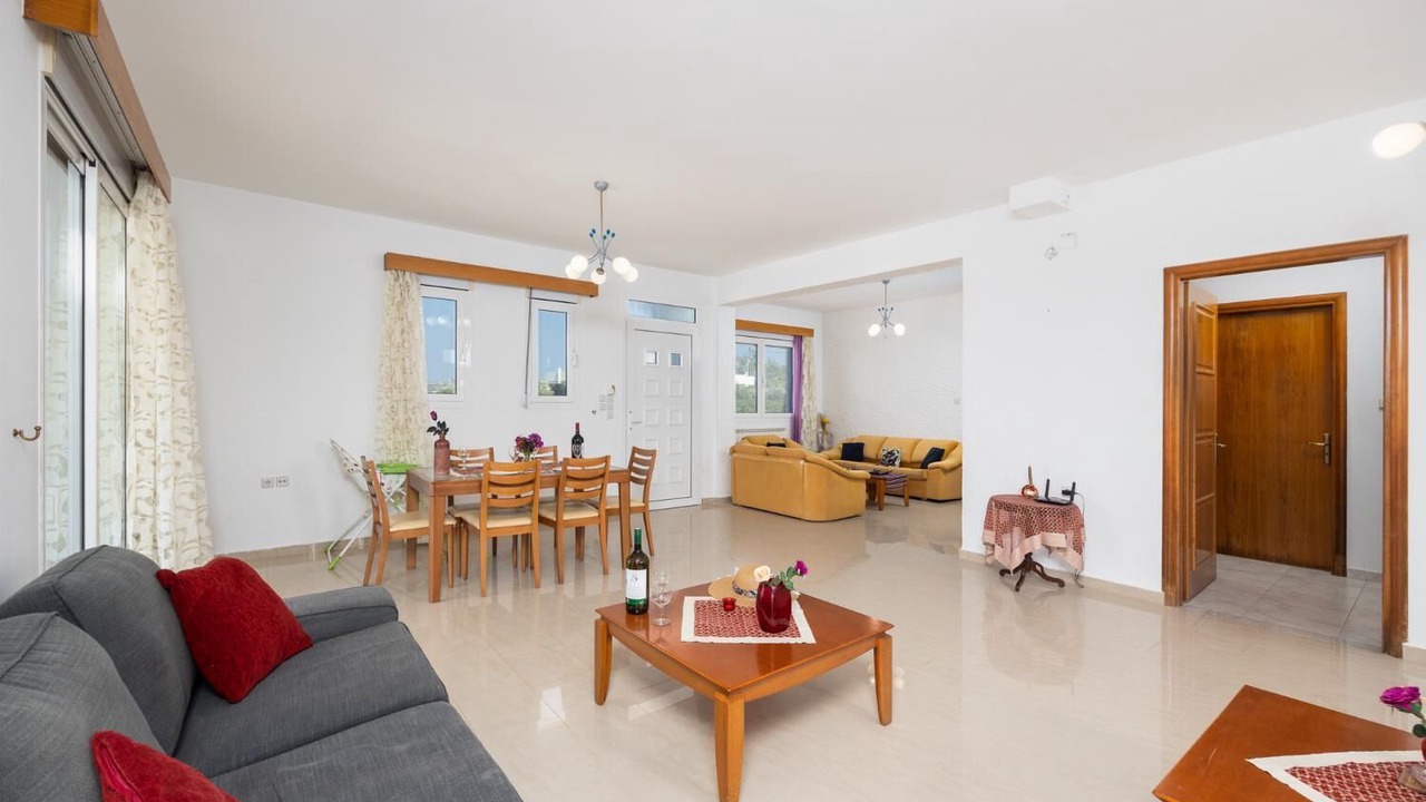Photo of Livingroom in Kamiros