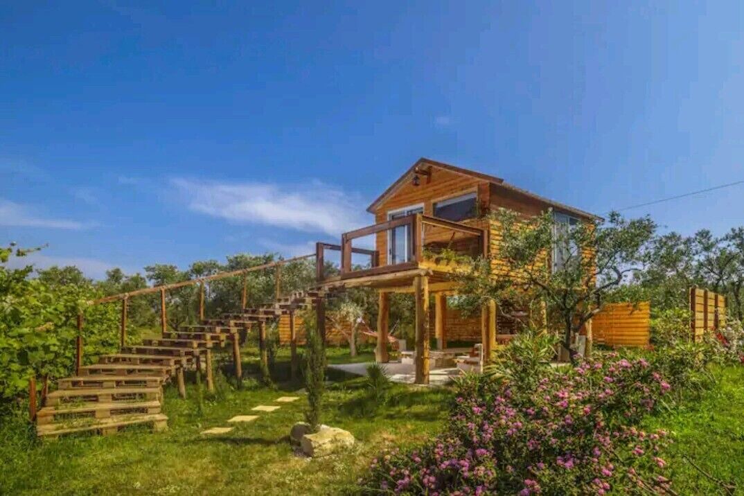 Photo of Outdoor in Neromilos