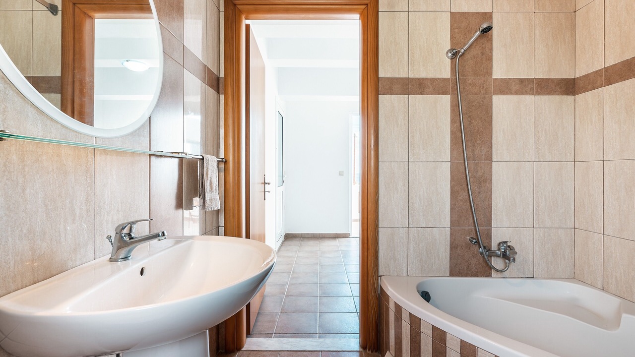Photo of Bathroom in Gennadi