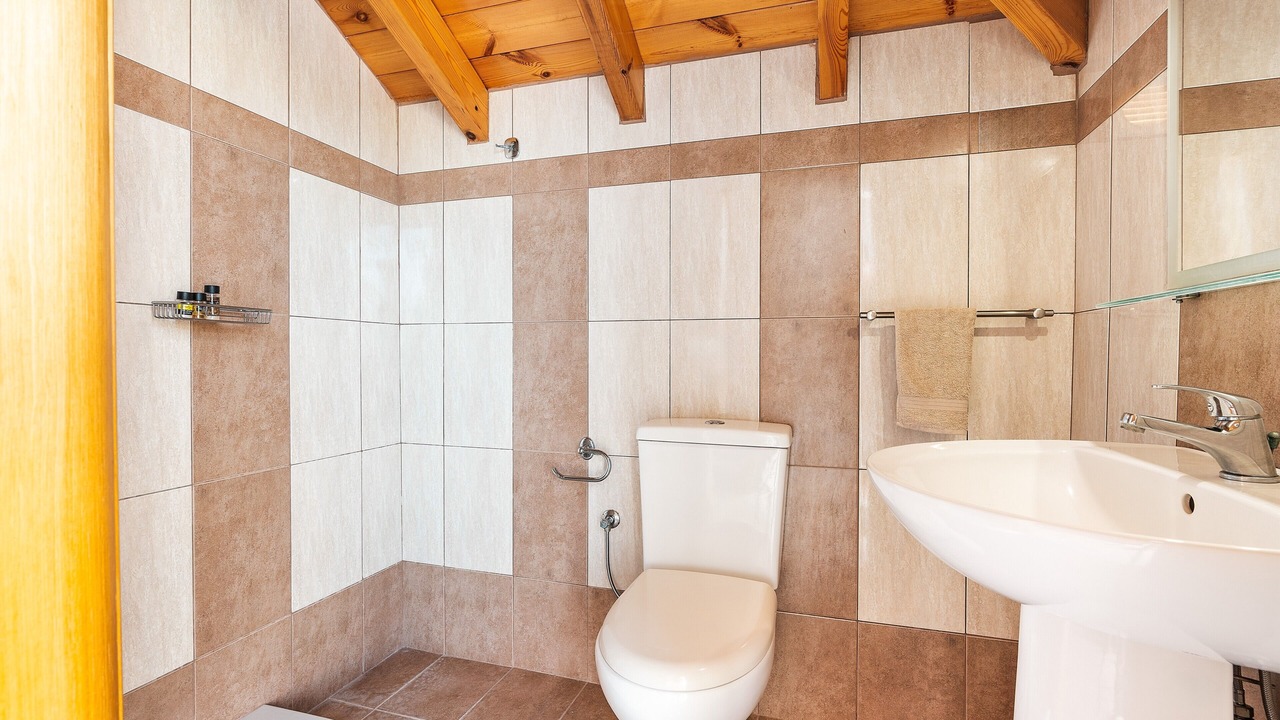 Photo of Bathroom in Gennadi