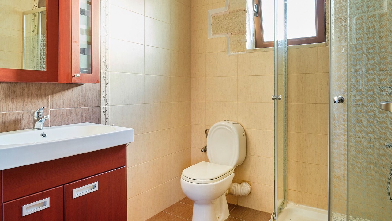 Photo of Bathroom in Xirokampi