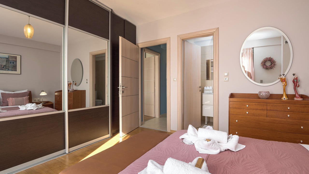 Photo of Bedroom in Vari