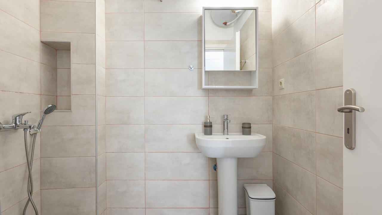 Photo of Bathroom in Mirtos
