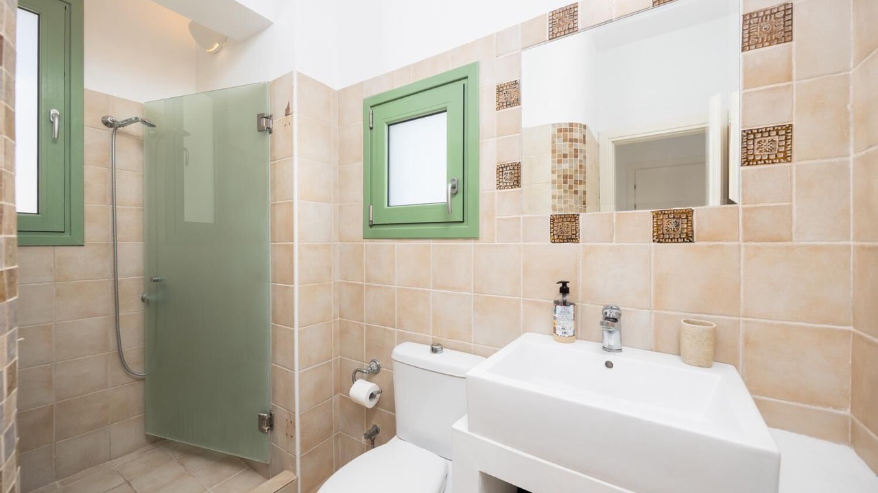 Photo of Bathroom in Gennadi