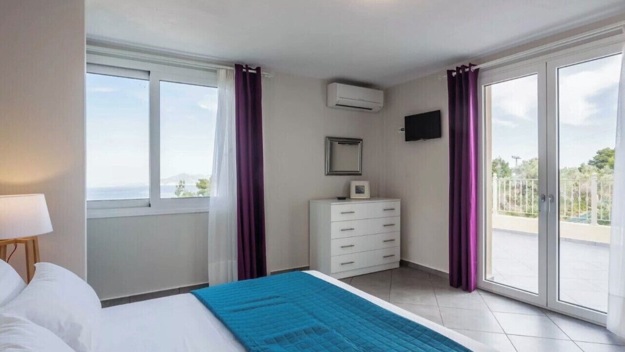Photo of Bedroom in Skiathos Town